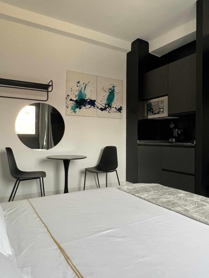 Ferienwohnung Fiesta Cama Individual Modern & Luxury Málaga Exterior foto